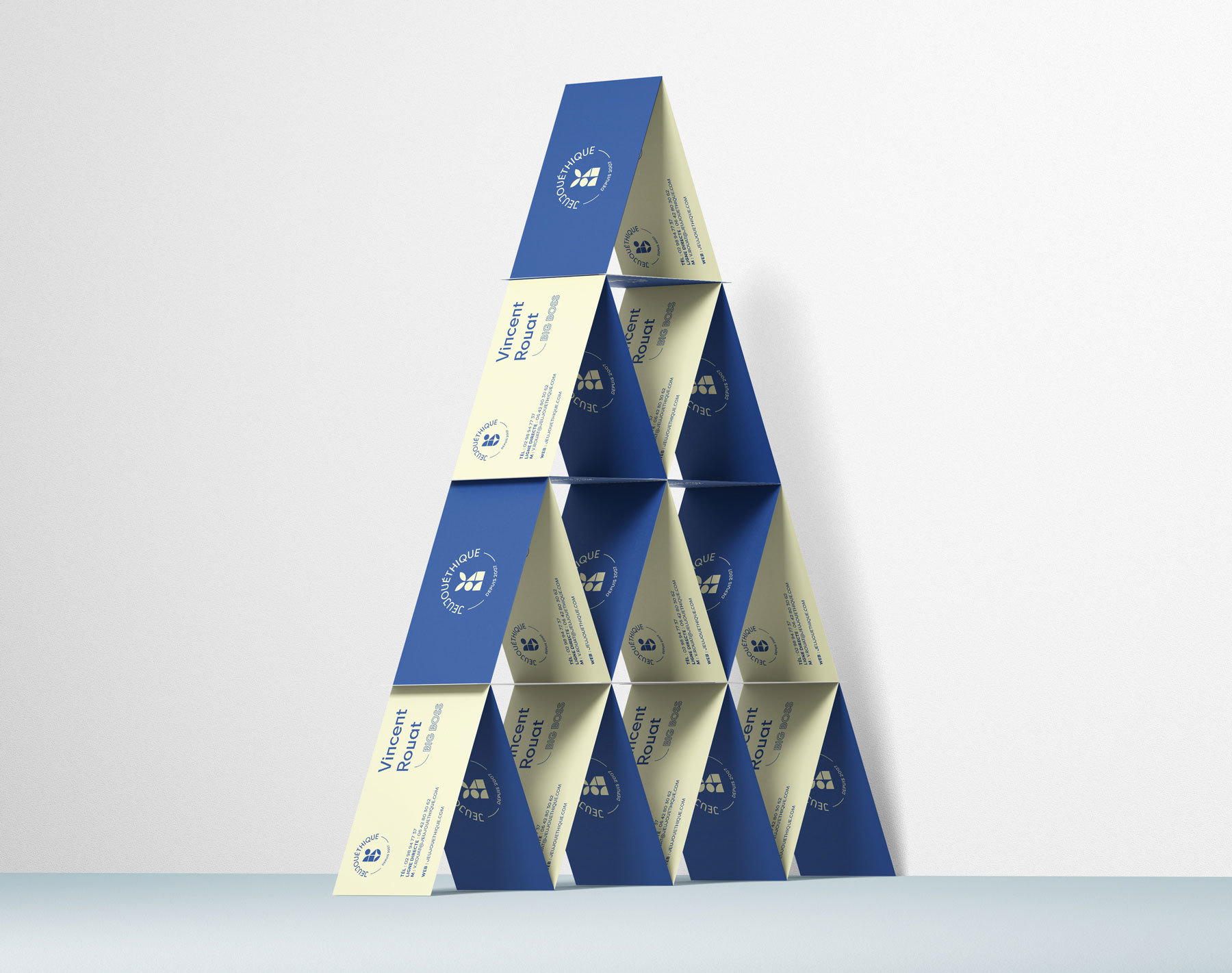 Jje Business Cards Pyramide