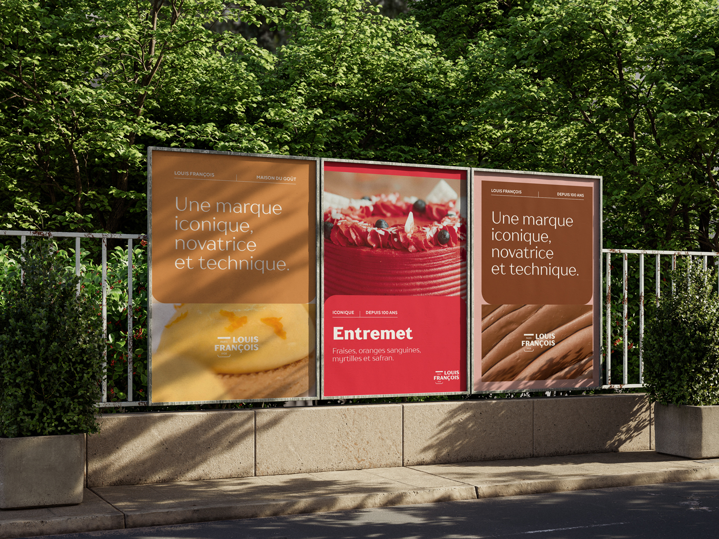 LOUISFRANÇ OIS 3 Posters Mockup